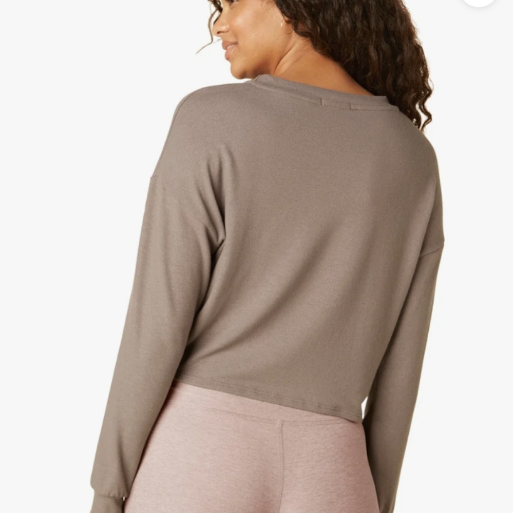 Beyond Yoga Smarten up pullover